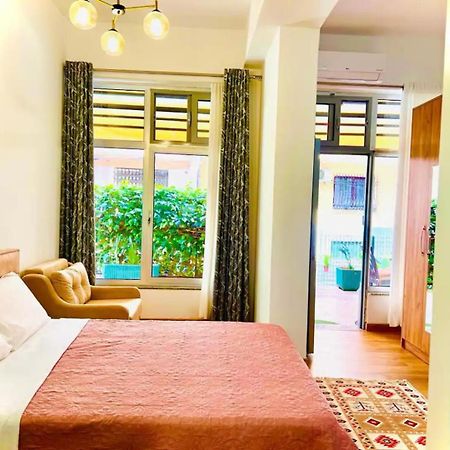 Comfy Studio In City Center Тирана Екстер'єр фото