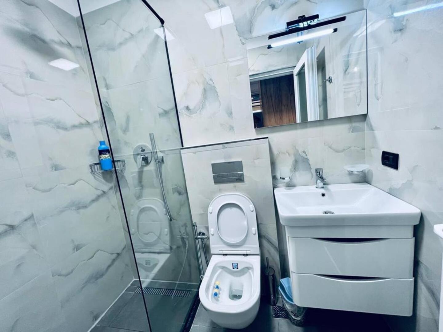 Comfy Studio In City Center Тирана Номер фото